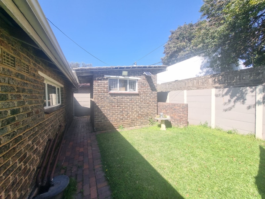 4 Bedroom Property for Sale in Carenvale Gauteng