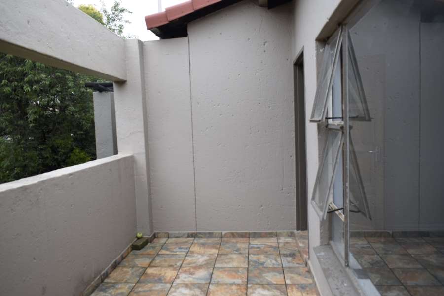 2 Bedroom Property for Sale in Beyers Park Gauteng
