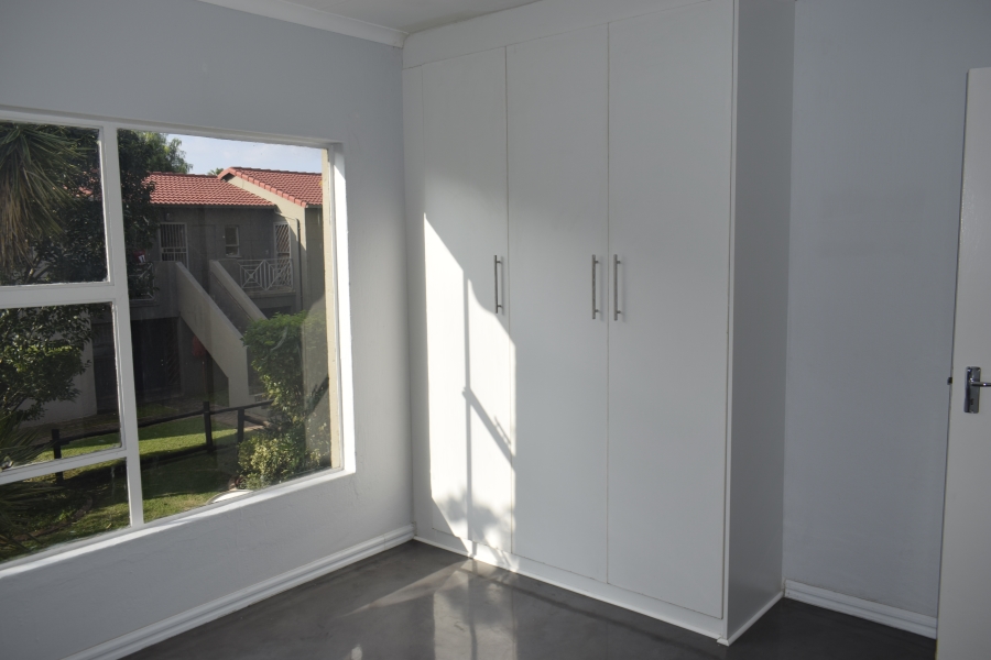 2 Bedroom Property for Sale in Beyers Park Gauteng
