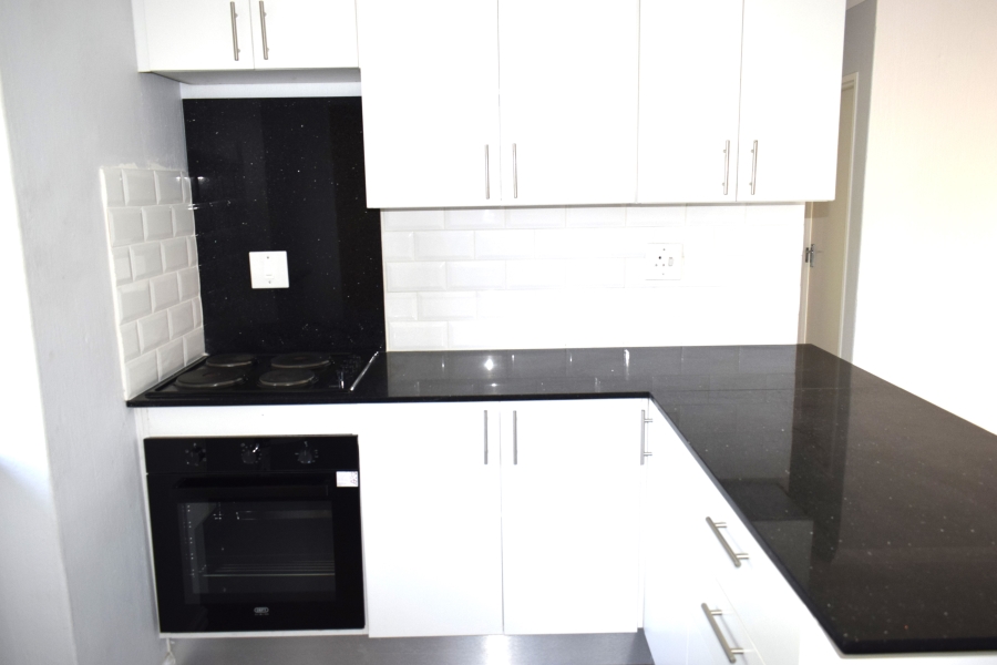 2 Bedroom Property for Sale in Beyers Park Gauteng
