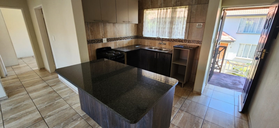2 Bedroom Property for Sale in Glen Marais Gauteng