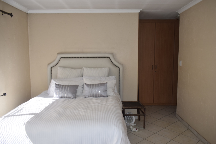 2 Bedroom Property for Sale in Groeneweide Gauteng