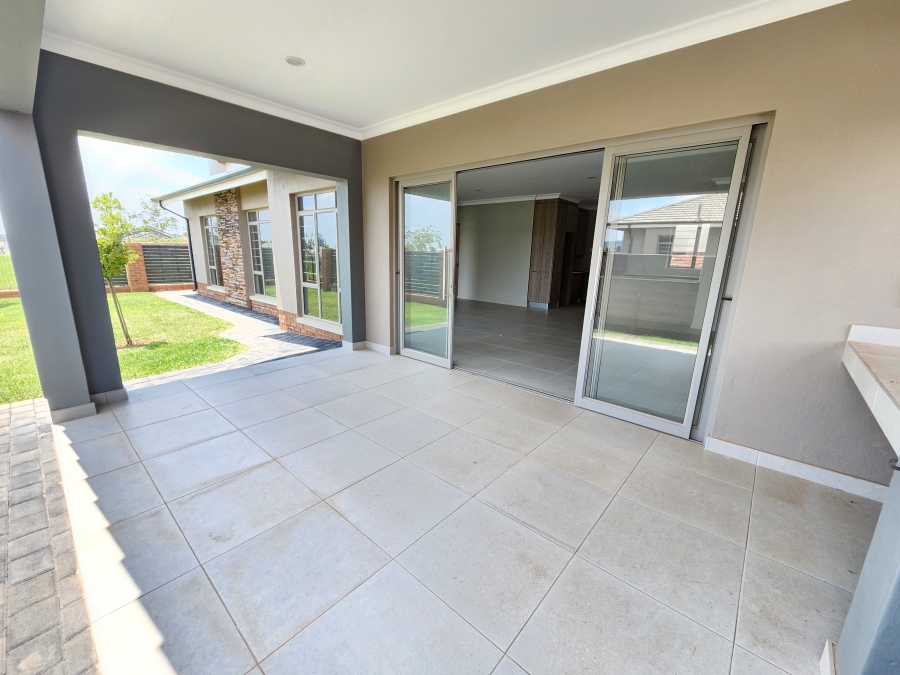 3 Bedroom Property for Sale in Waterkloof Marina Retirement Estate Gauteng