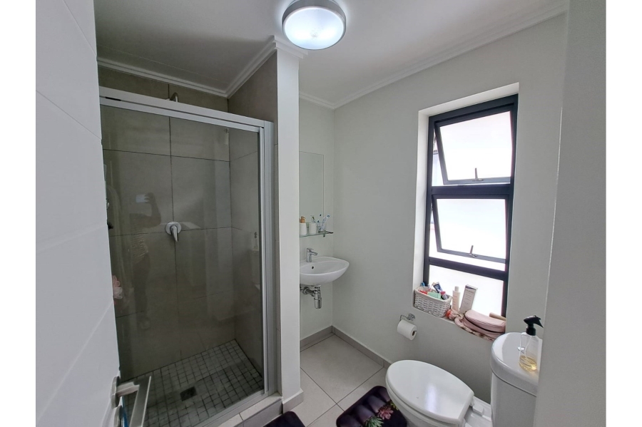 To Let 4 Bedroom Property for Rent in Broadacres Gauteng
