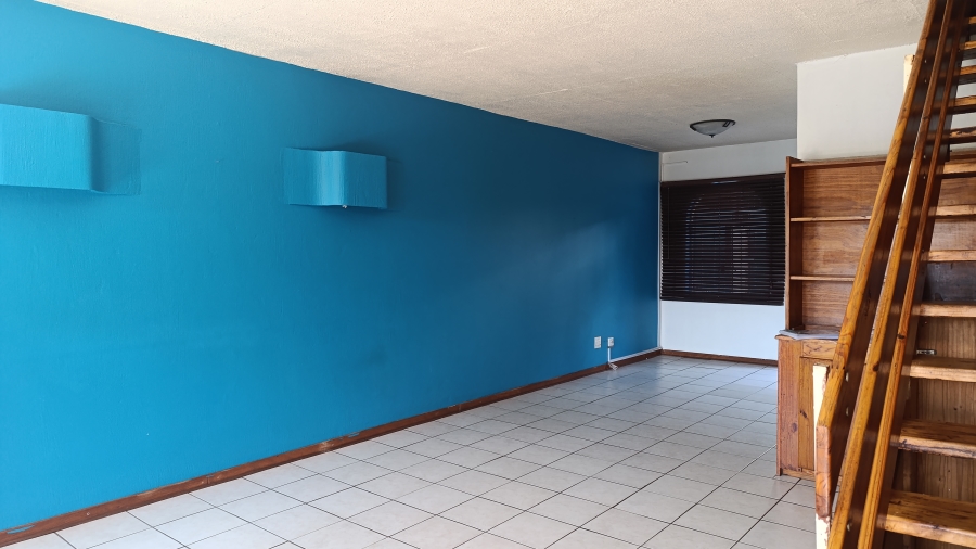 2 Bedroom Property for Sale in Rietfontein Gauteng