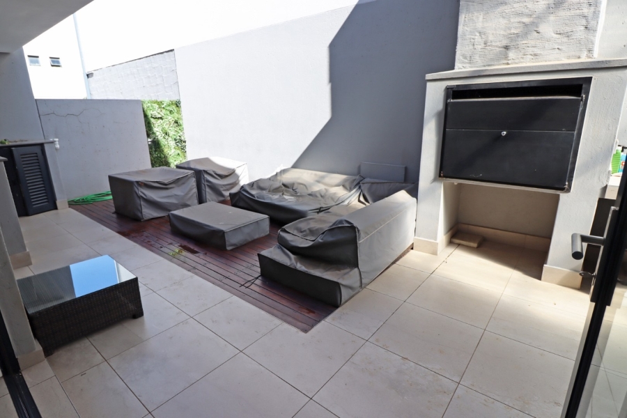 To Let 3 Bedroom Property for Rent in Bryanston Gauteng
