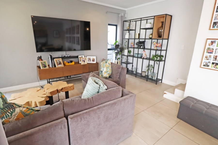 To Let 3 Bedroom Property for Rent in Bryanston Gauteng