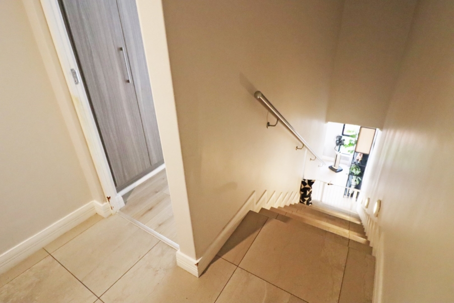To Let 3 Bedroom Property for Rent in Bryanston Gauteng