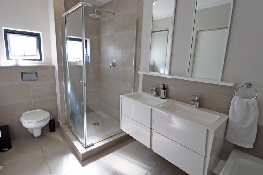 To Let 3 Bedroom Property for Rent in Bryanston Gauteng