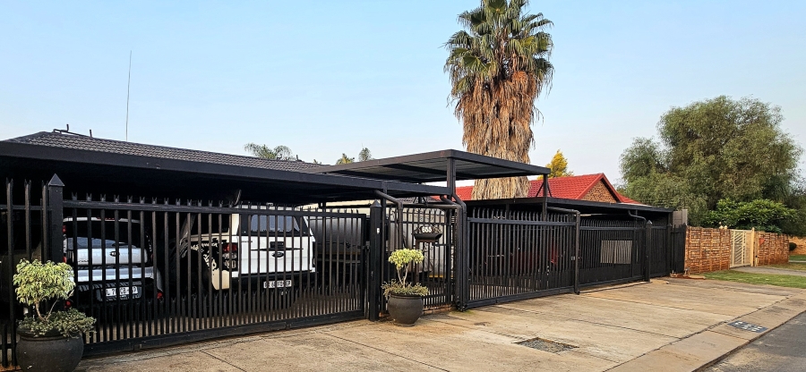 To Let 3 Bedroom Property for Rent in Doornpoort Gauteng