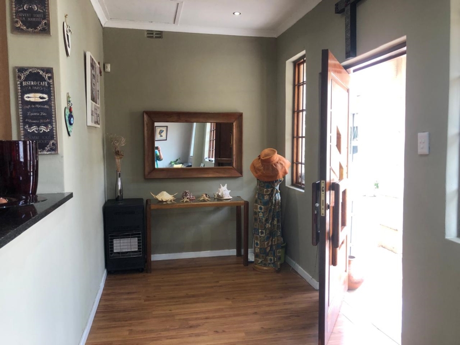 3 Bedroom Property for Sale in Edenvale Central Gauteng