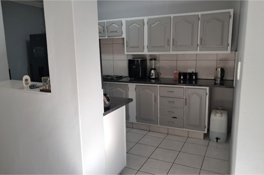 To Let 1 Bedroom Property for Rent in Sinoville Gauteng