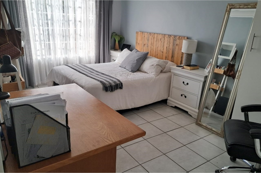 To Let 1 Bedroom Property for Rent in Sinoville Gauteng