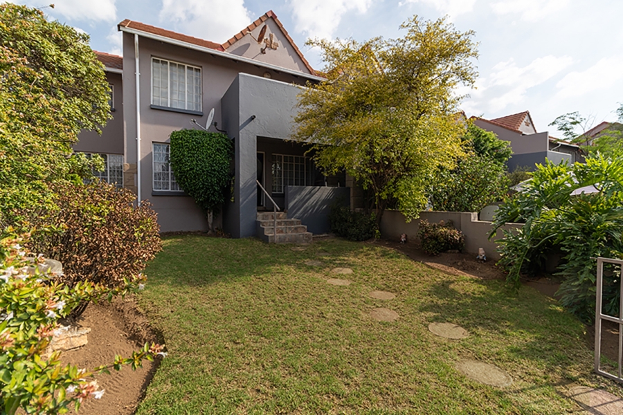 2 Bedroom Property for Sale in Eden Glen Gauteng