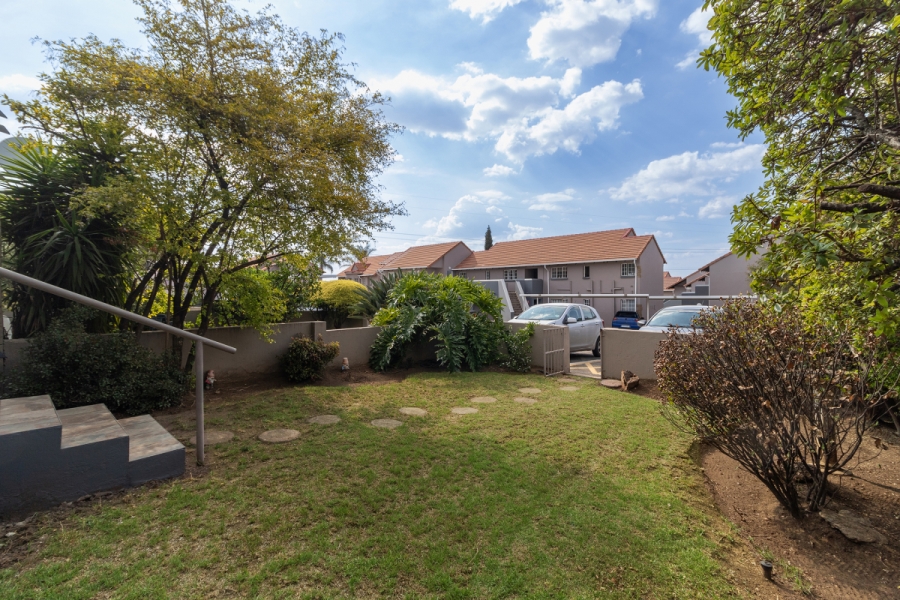 2 Bedroom Property for Sale in Eden Glen Gauteng
