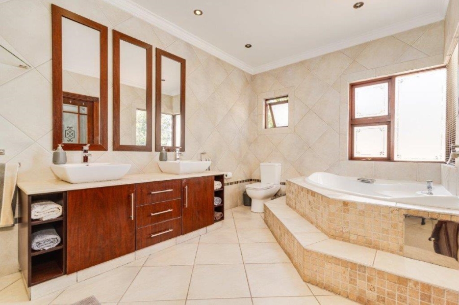 To Let 4 Bedroom Property for Rent in Rynfield Gauteng