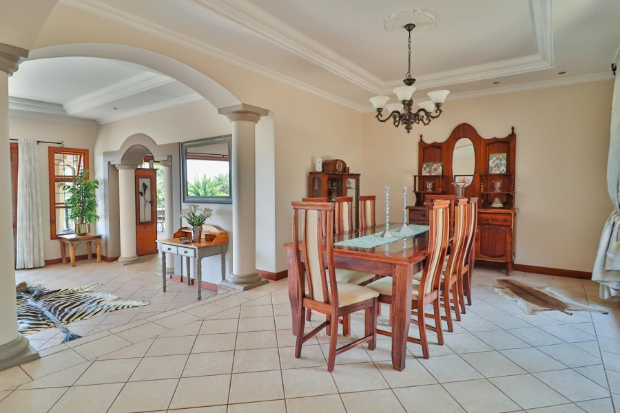 4 Bedroom Property for Sale in Leeuwfontein Gauteng