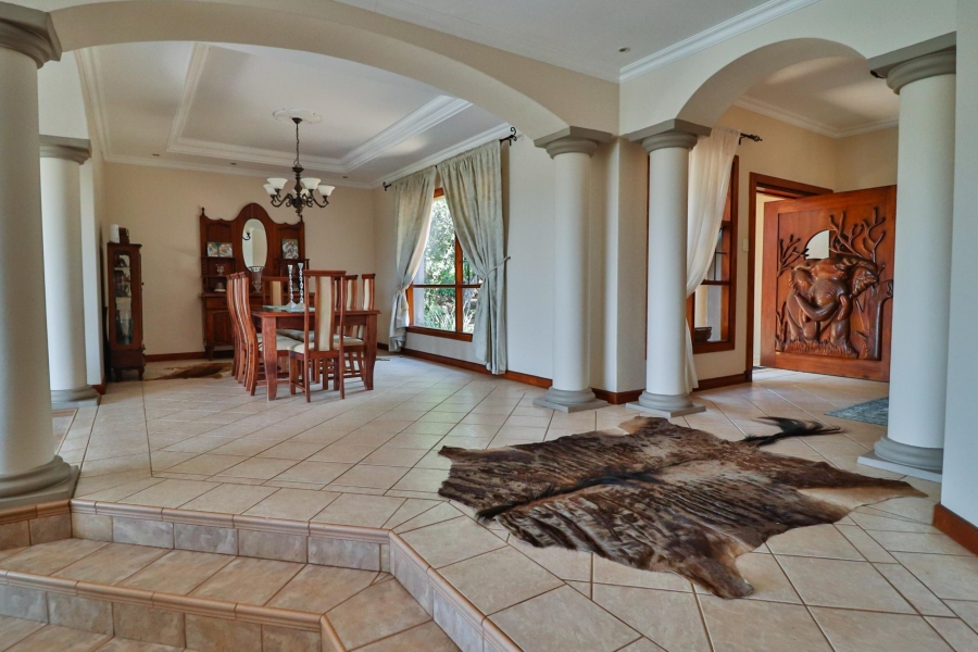 4 Bedroom Property for Sale in Leeuwfontein Gauteng