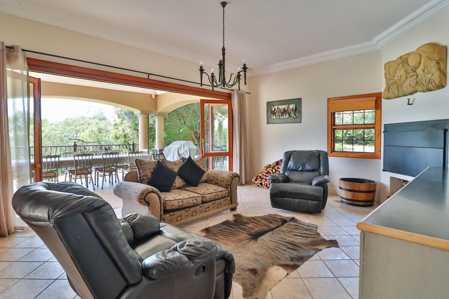 4 Bedroom Property for Sale in Leeuwfontein Gauteng