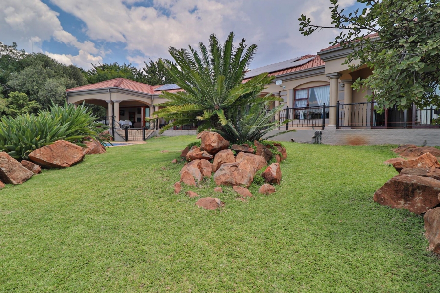 4 Bedroom Property for Sale in Leeuwfontein Gauteng
