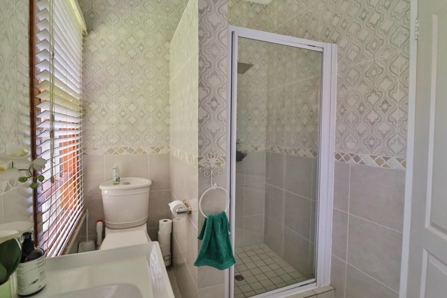4 Bedroom Property for Sale in Leeuwfontein Gauteng