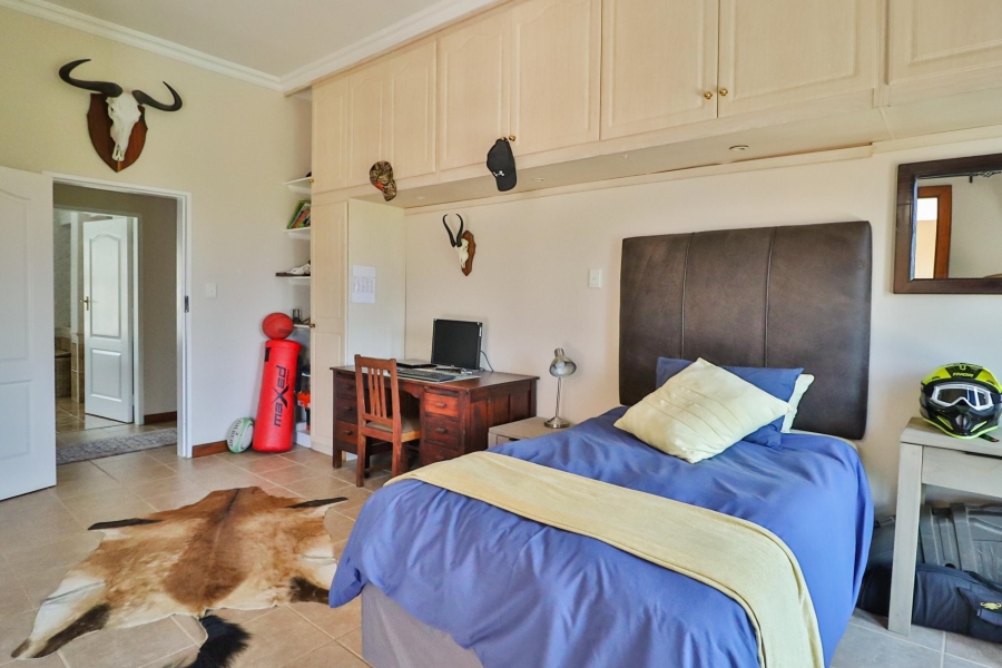 4 Bedroom Property for Sale in Leeuwfontein Gauteng