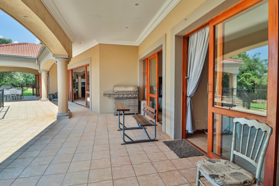4 Bedroom Property for Sale in Leeuwfontein Gauteng