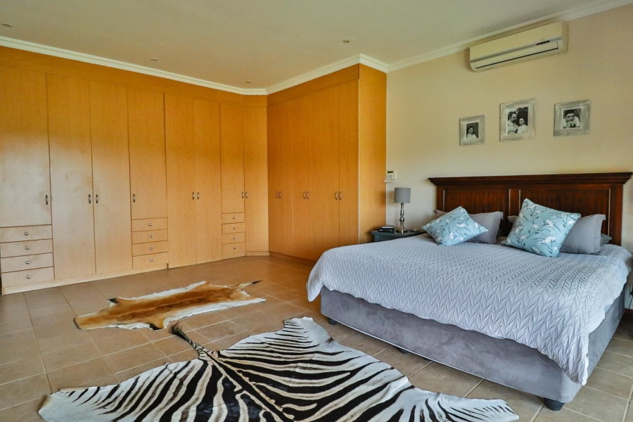 4 Bedroom Property for Sale in Leeuwfontein Gauteng