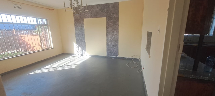 To Let 4 Bedroom Property for Rent in Randgate Gauteng