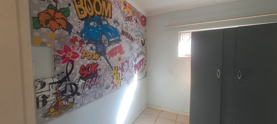 To Let 4 Bedroom Property for Rent in Randgate Gauteng