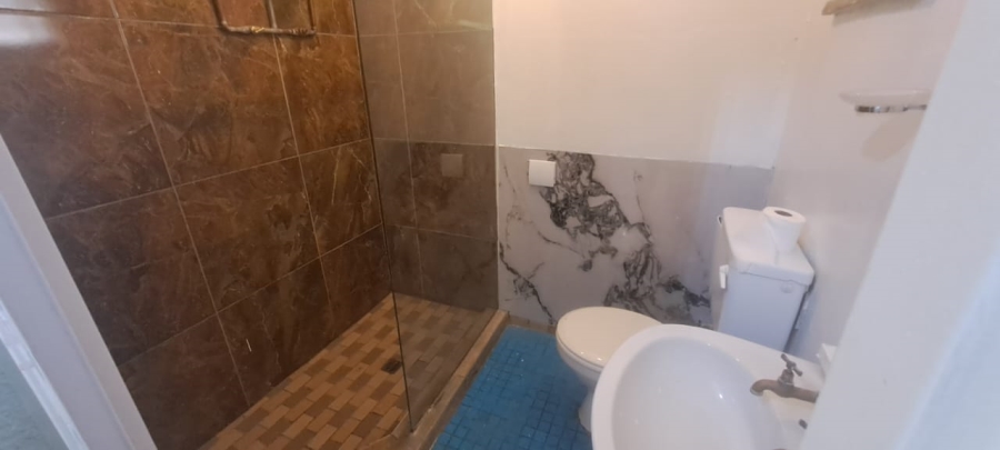 To Let 4 Bedroom Property for Rent in Randgate Gauteng