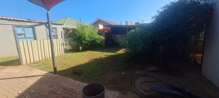 To Let 4 Bedroom Property for Rent in Randgate Gauteng