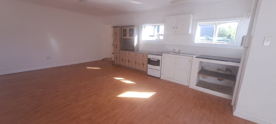 To Let 4 Bedroom Property for Rent in Randgate Gauteng