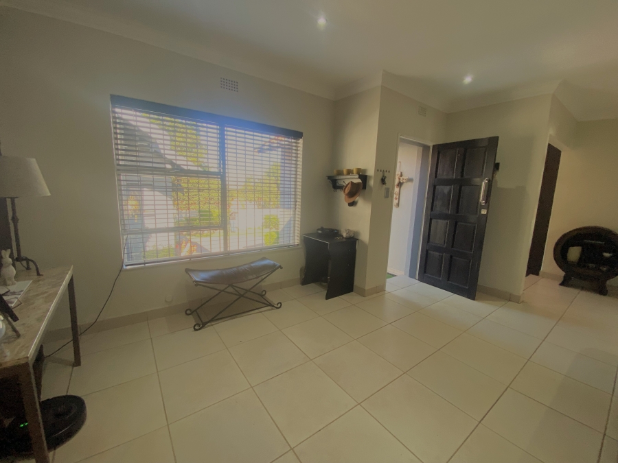 4 Bedroom Property for Sale in Roodekrans Gauteng
