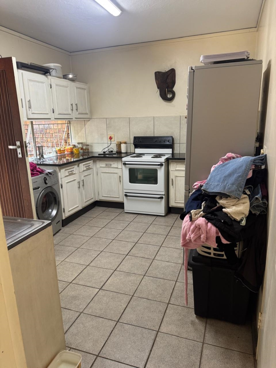 3 Bedroom Property for Sale in Hennopspark Gauteng