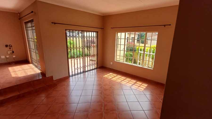 To Let 3 Bedroom Property for Rent in Lyttelton Manor Gauteng
