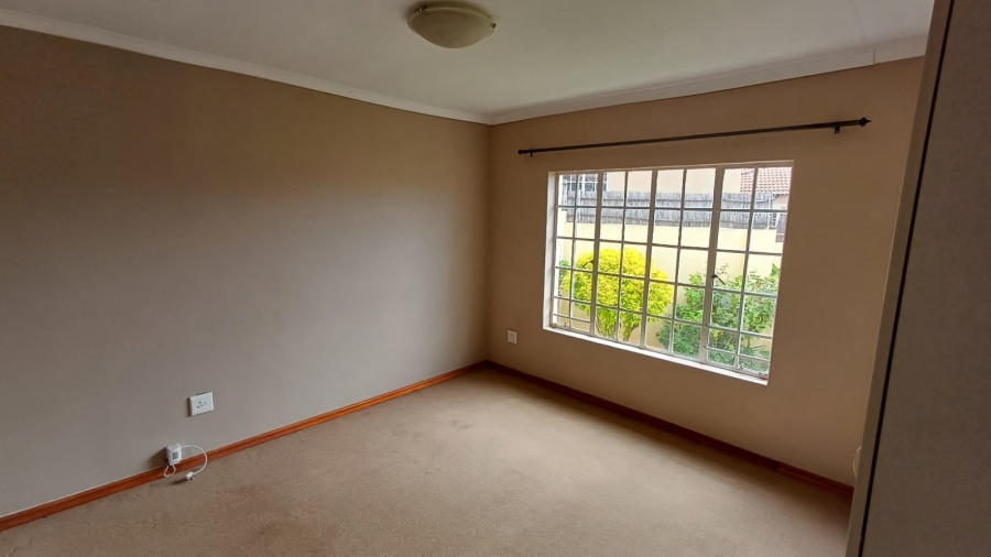 To Let 3 Bedroom Property for Rent in Lyttelton Manor Gauteng