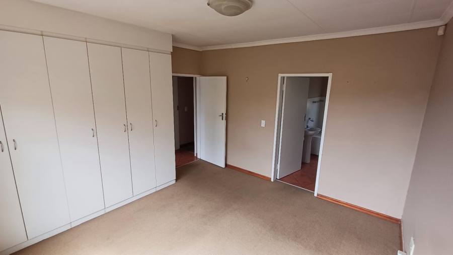 To Let 3 Bedroom Property for Rent in Lyttelton Manor Gauteng