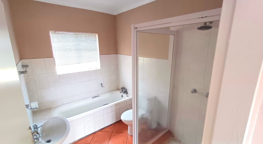 To Let 3 Bedroom Property for Rent in Lyttelton Manor Gauteng