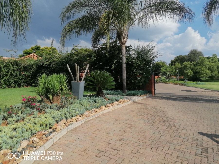 2 Bedroom Property for Sale in Equestria Gauteng