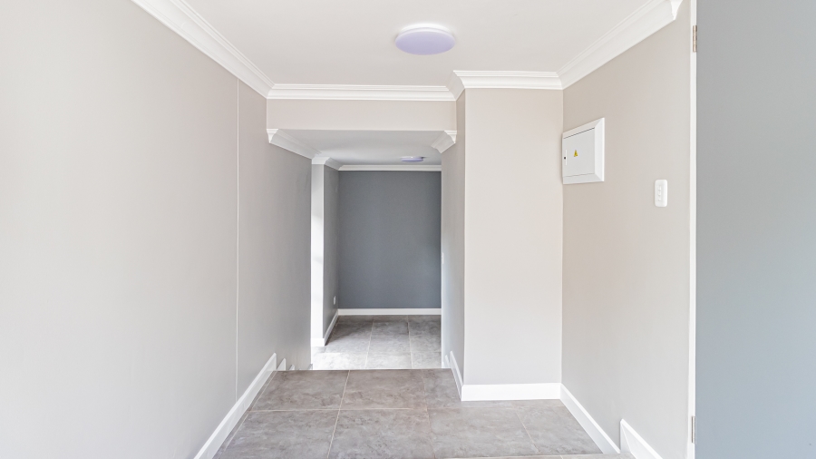 4 Bedroom Property for Sale in Roodekrans Gauteng