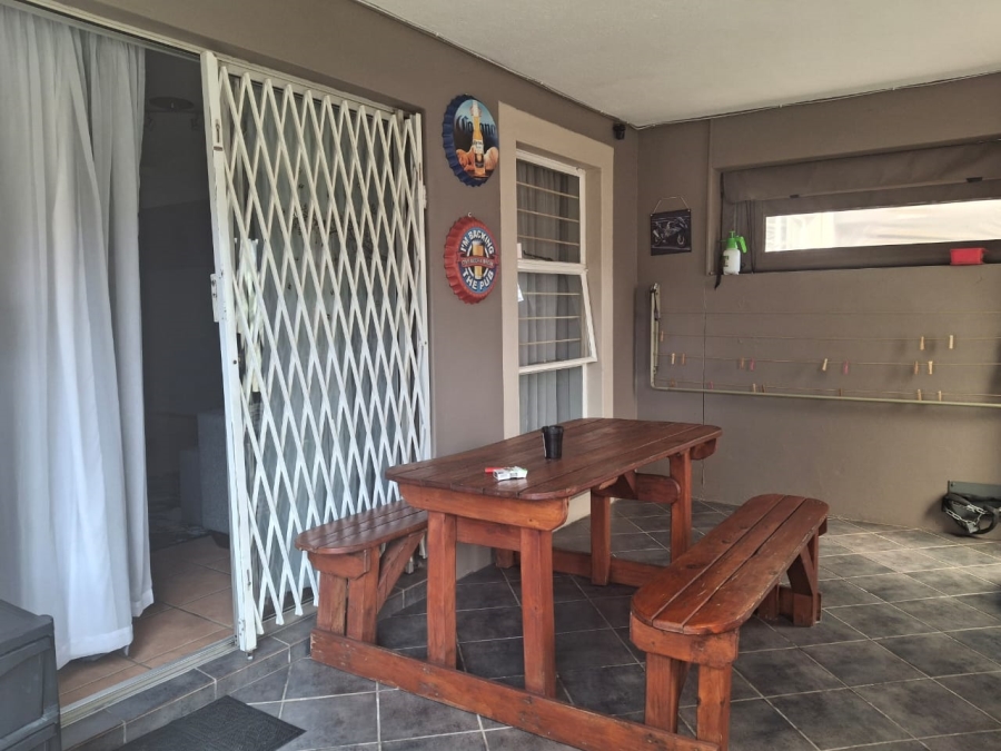 2 Bedroom Property for Sale in Van Dyk Park Gauteng