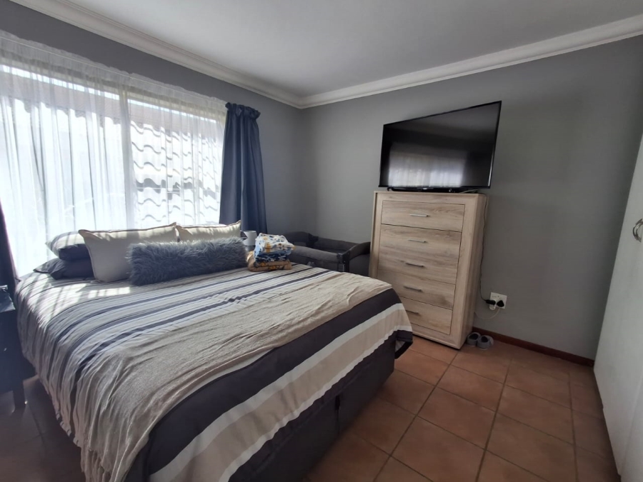 2 Bedroom Property for Sale in Van Dyk Park Gauteng
