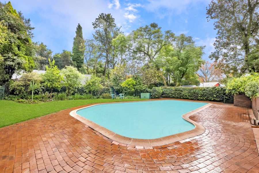 2 Bedroom Property for Sale in Atholl Gauteng