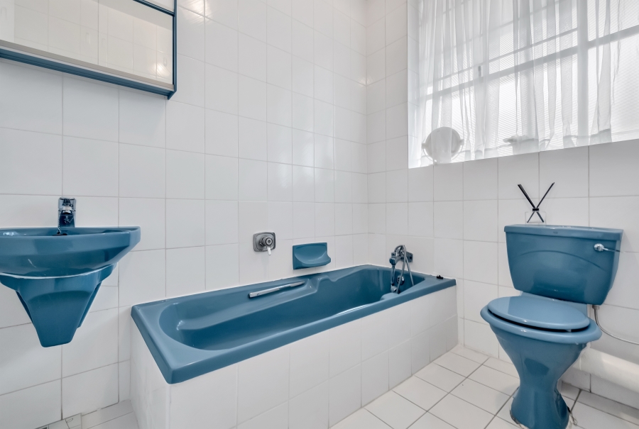2 Bedroom Property for Sale in Illovo Gauteng