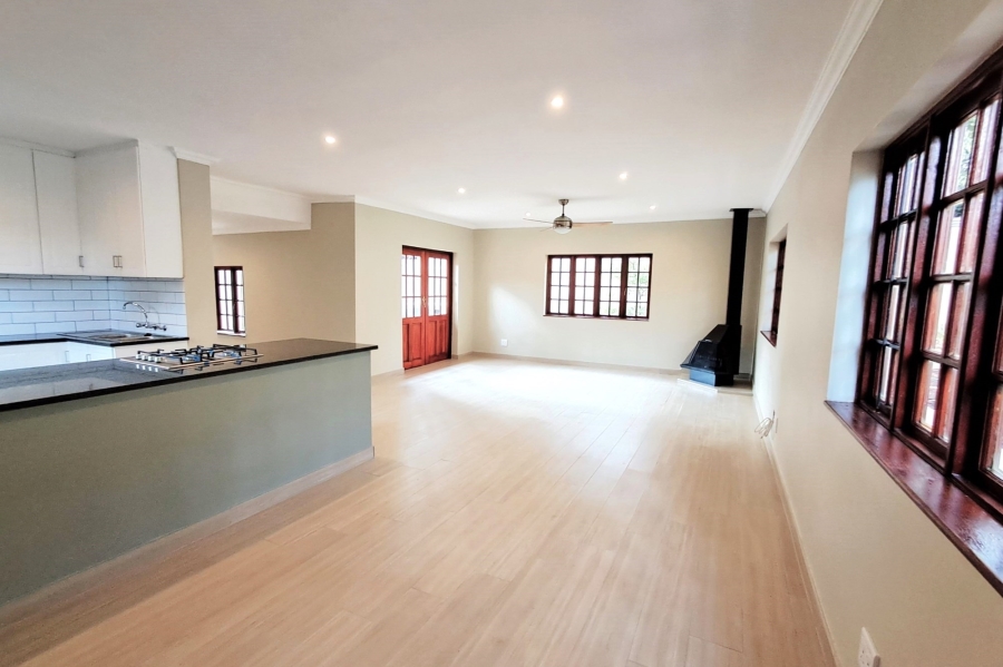 To Let 2 Bedroom Property for Rent in Douglasdale Gauteng