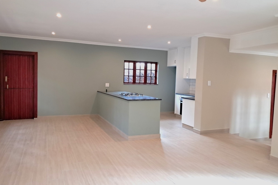 To Let 2 Bedroom Property for Rent in Douglasdale Gauteng