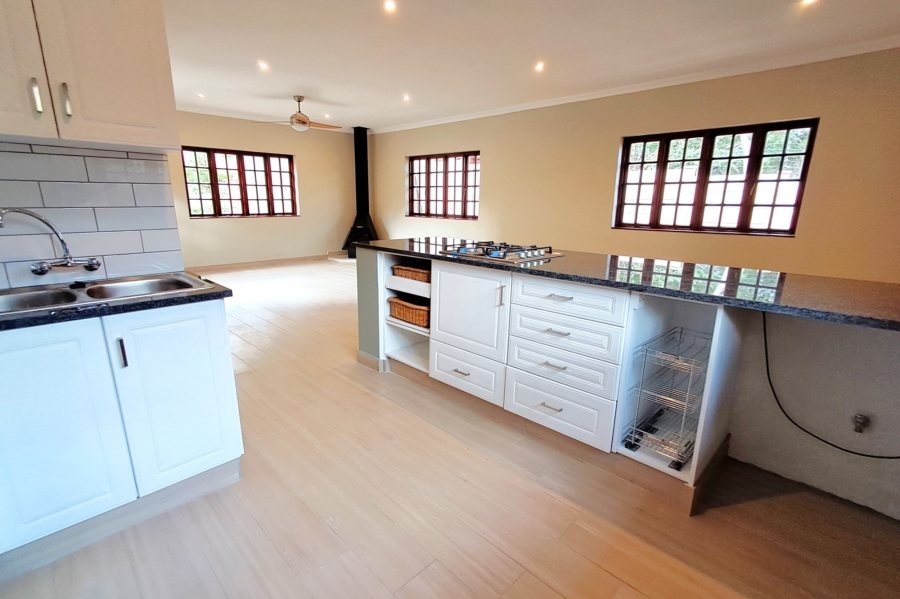 To Let 2 Bedroom Property for Rent in Douglasdale Gauteng
