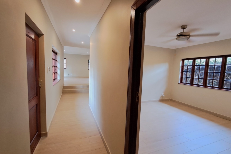 To Let 2 Bedroom Property for Rent in Douglasdale Gauteng