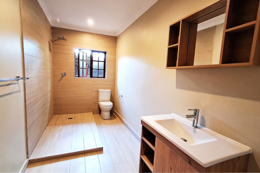 To Let 2 Bedroom Property for Rent in Douglasdale Gauteng